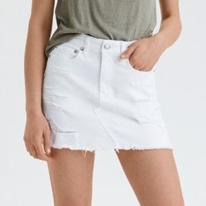 white denim skirt